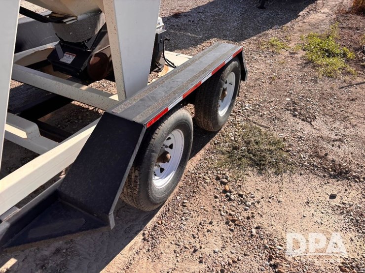 2010-meridian-240rt-image-17