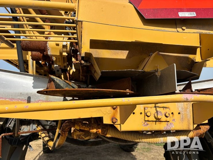 2014-ag-chem-rg1100-image-45