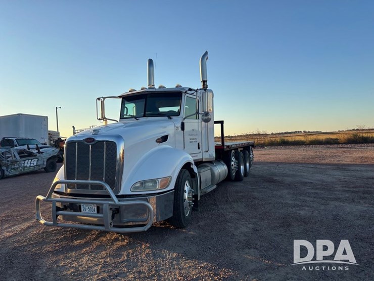 2008-peterbilt-386-image-19
