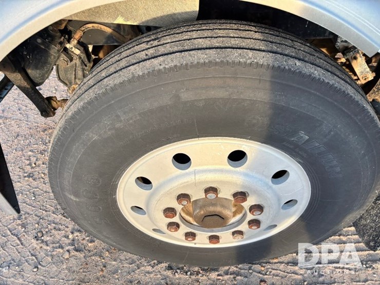 1987-freightliner-dry-tender-truck-(gp11695,-unit-401)-image-24