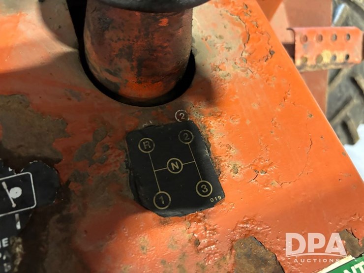 ditch-witch-2200-image-16