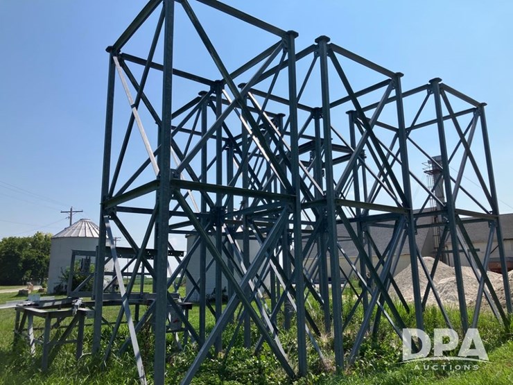 grain-leg-tower-(pz13753)-image-3