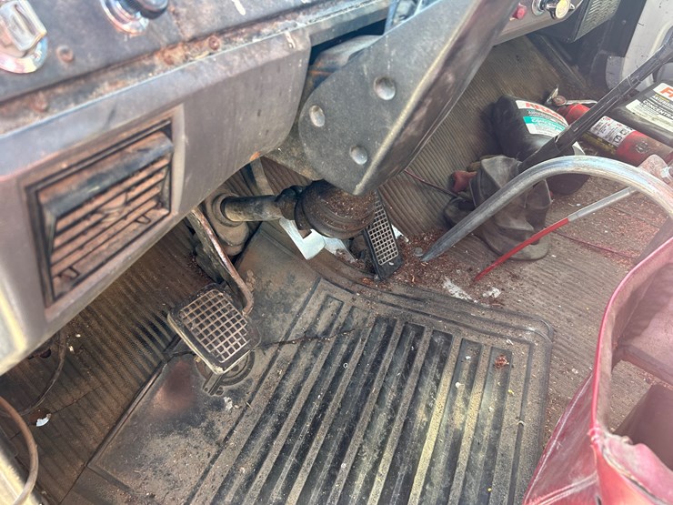 1987-ford-l8000-image-53