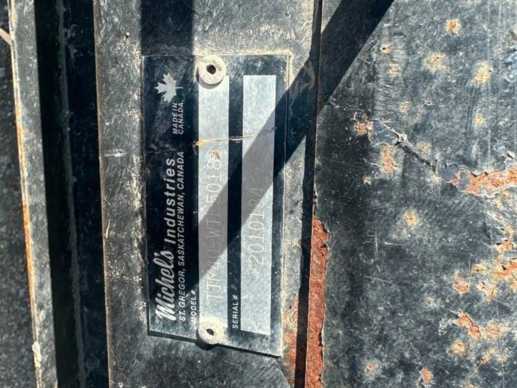 michel's-industries-hopper-augers-image-3