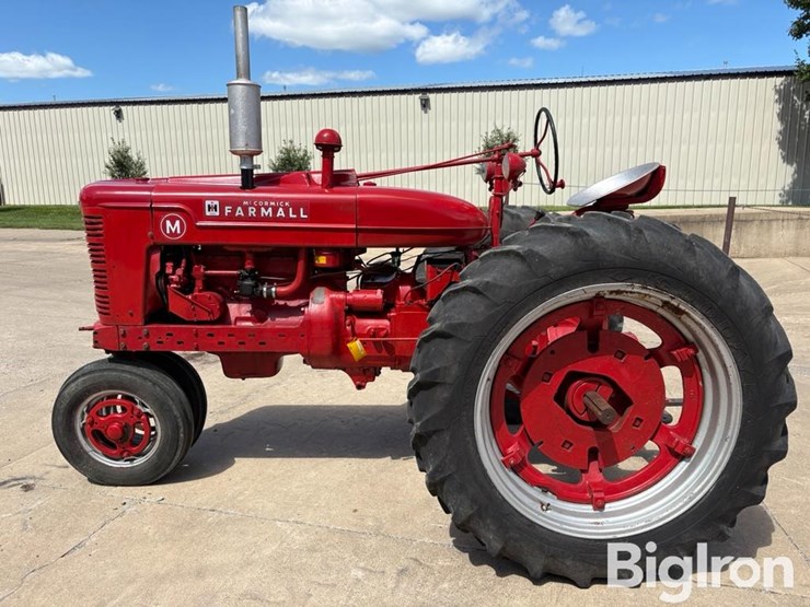 1946-ih-farmall-m-2wd-tractor-image-8