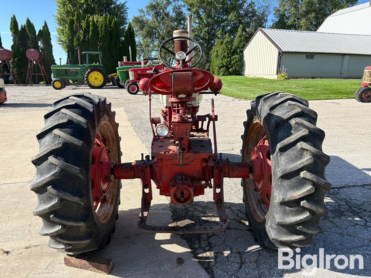 1962-case-ih-560-image-6