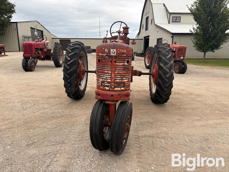 1954-ih-farmall-super-h-2wd-tractor-image-2