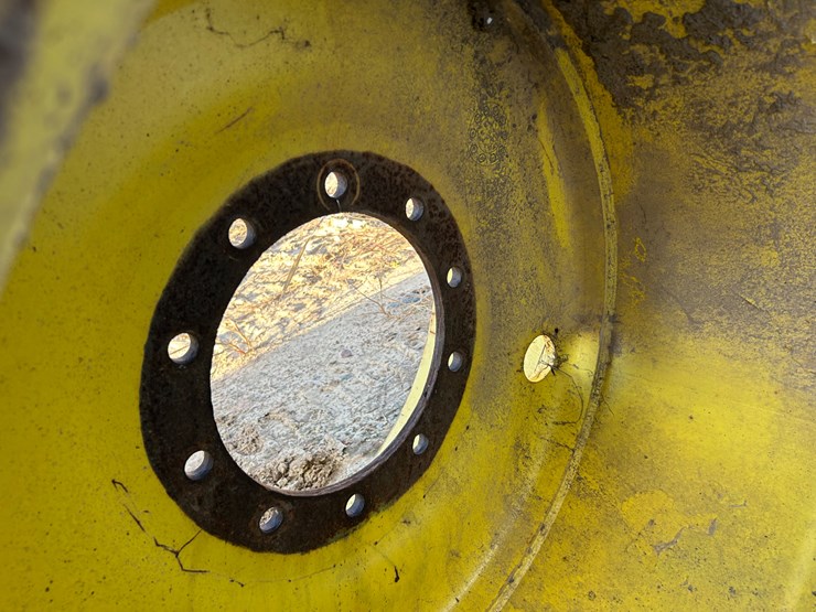 #4612-•-10-bolt-combine-rim-image-3