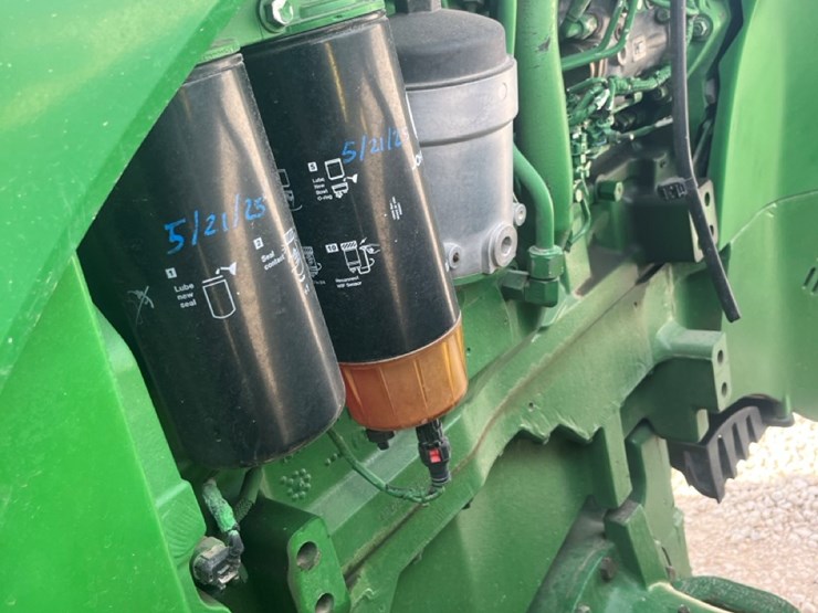 john-deere-8245r-image-15