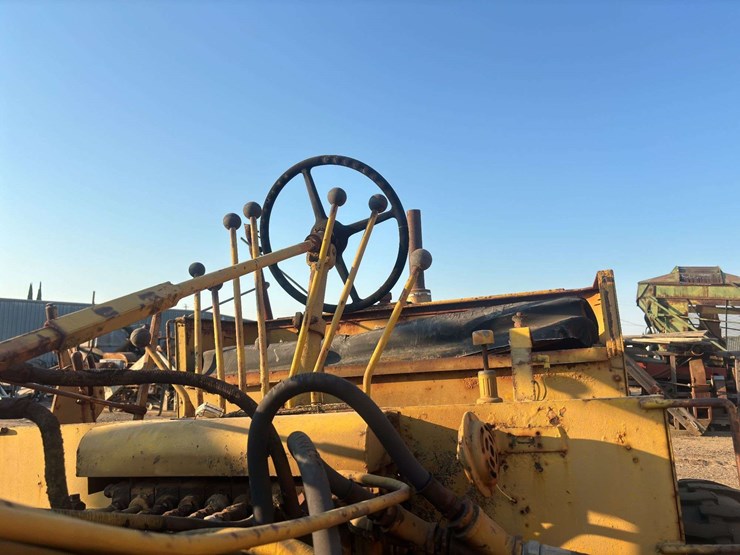 pmco-speedmatic-pm412-road-grader-image-37