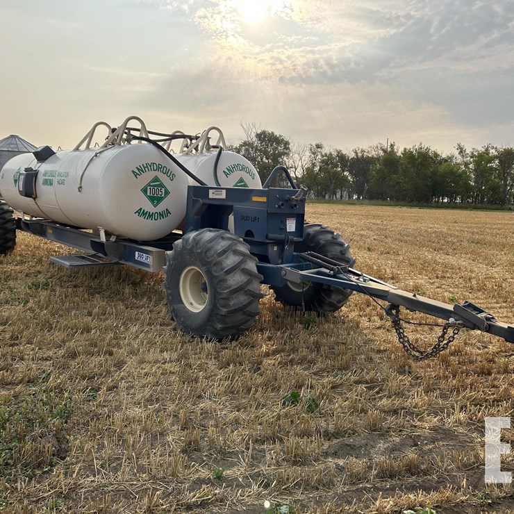 2013 DUO-LIFT DUAL ANHYDROUS TANKS 31