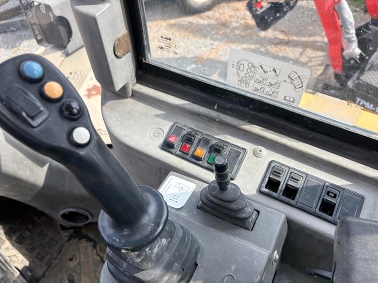 2019-sdlg-l938f-image-70