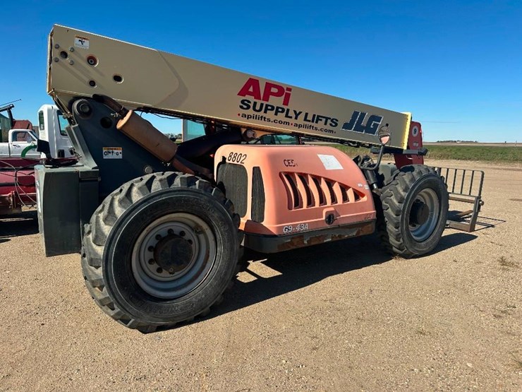 2008-jlg-g9-43a-image-2