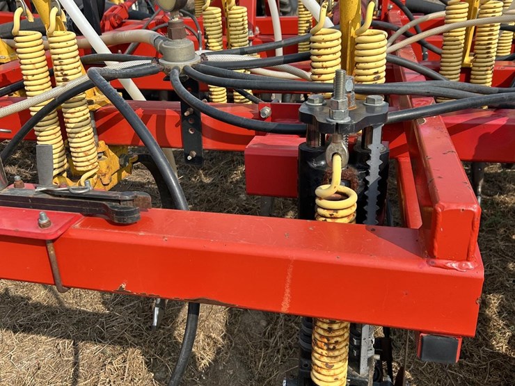 2008-bourgault-5710-59-image-93