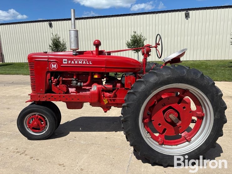 1949-ih-farmall-m-2wd-tractor-image-8