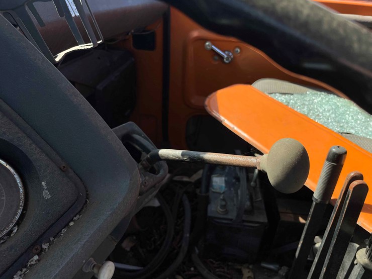 1984-ford-8000-image-59