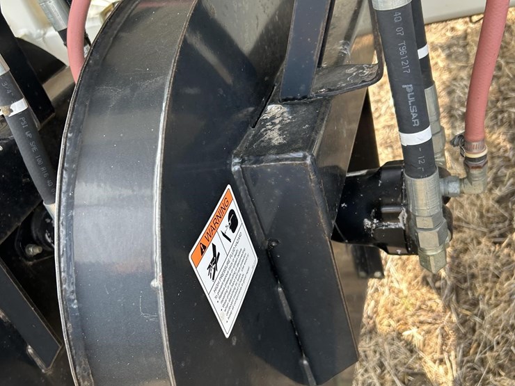 2008-bourgault-5710-59-image-37