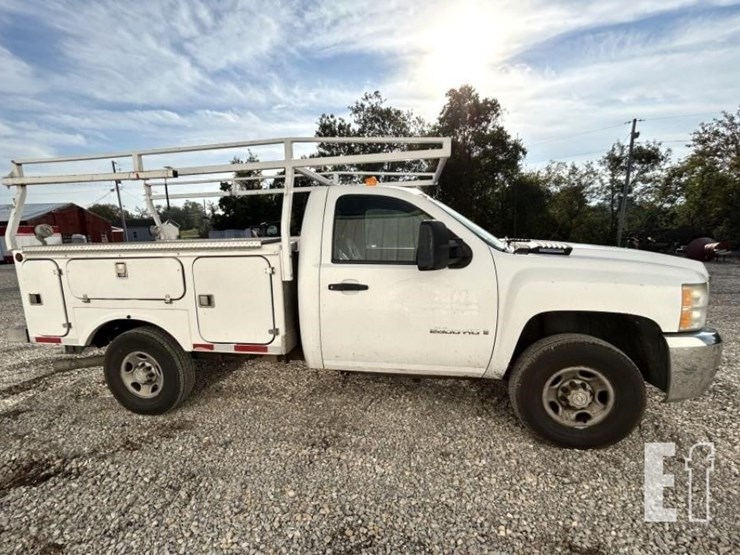 2008-chevrolet-2500hd-image-1