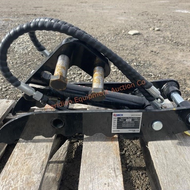 IR Mini Excavator Hydraulic Thumb