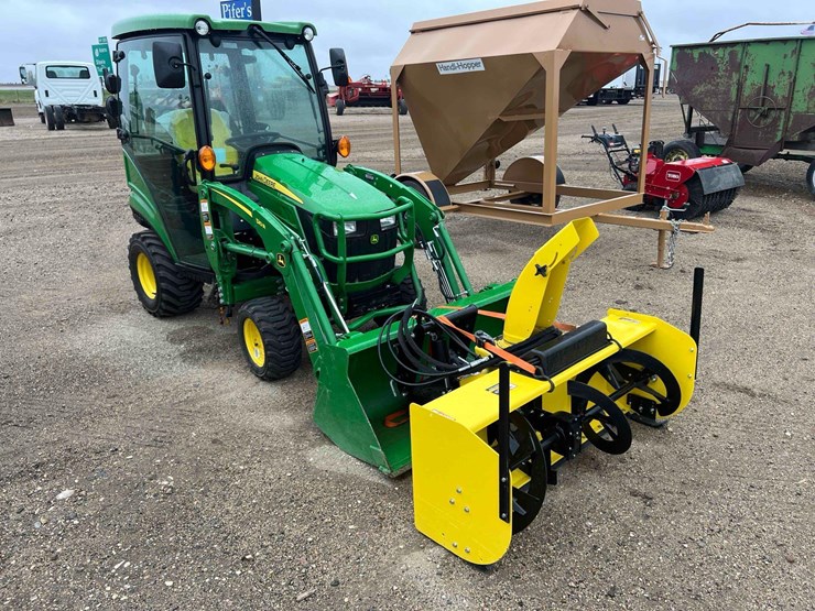 john-deere-1025r-image-3