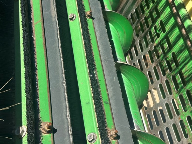 2017-john-deere-cs690-image-5
