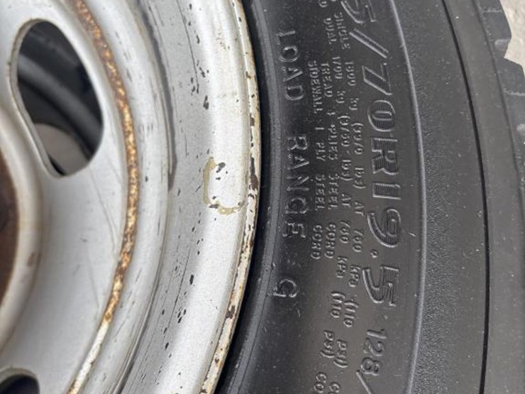 2009-dodge-ram-4500-image-42