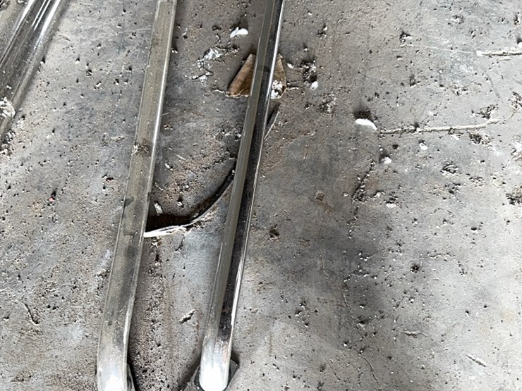 chrome-bed-rails-image-1