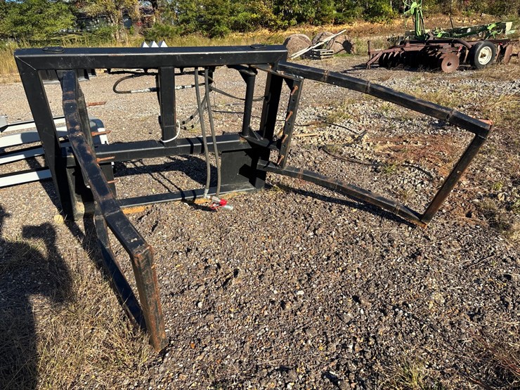 w.r.-long-skid-steer-bale-grapple-image-2