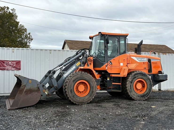 2015-doosan-dl200tc-5-image-28