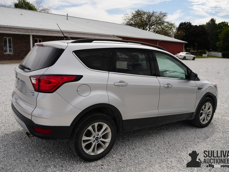 2019-ford-escape-image-5