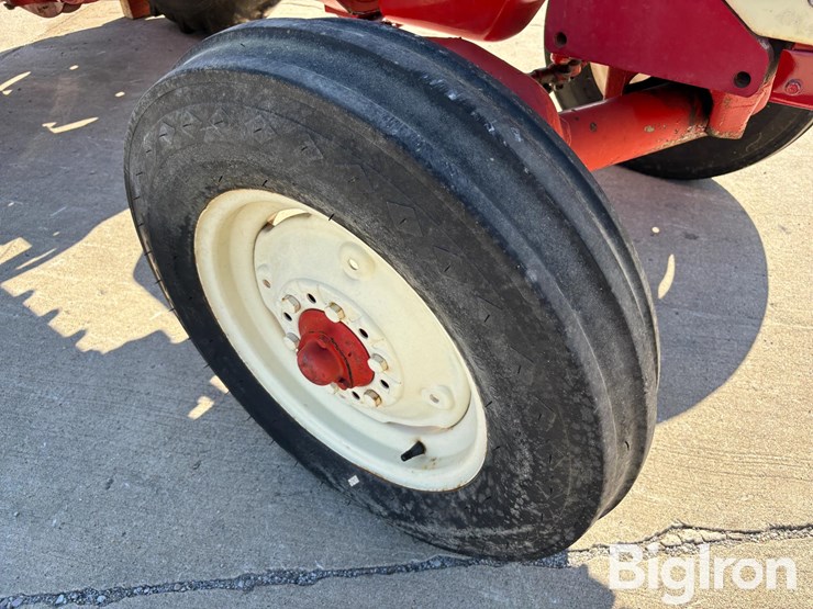 1961-international-240-image-11