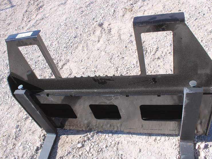 #4042-•-48-inch-skid-steer-quick-attach-frame-with-42-inch-pallet-forks-image-3