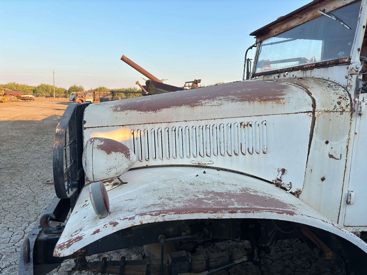 tender-truck-image-10