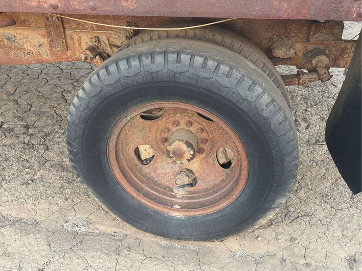 chevrolet-6400-image-14