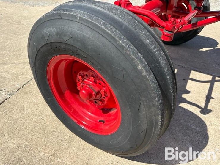 1961-case-ih-560-image-10