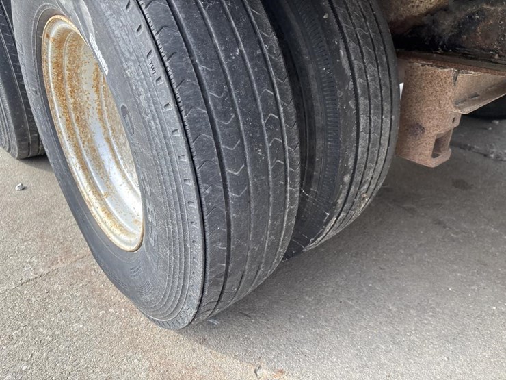 #5073-•-2012-pj-trailers-24'-deck-over-trailer-image-30