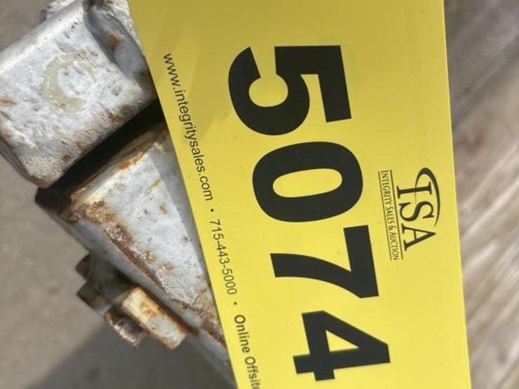 #5074-•-2017-sure-track-aluminum-16'-utility-trailer-image-31