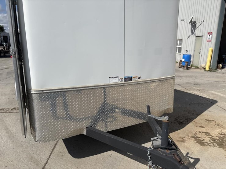 #5042-•-2018-h-&-h-16'-enclosed-trailer-image-10