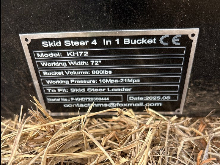 #469-•-quick-attach-4-in-1-bucket-image-4