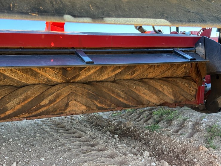 2020-case-ih-wd2104-image-21