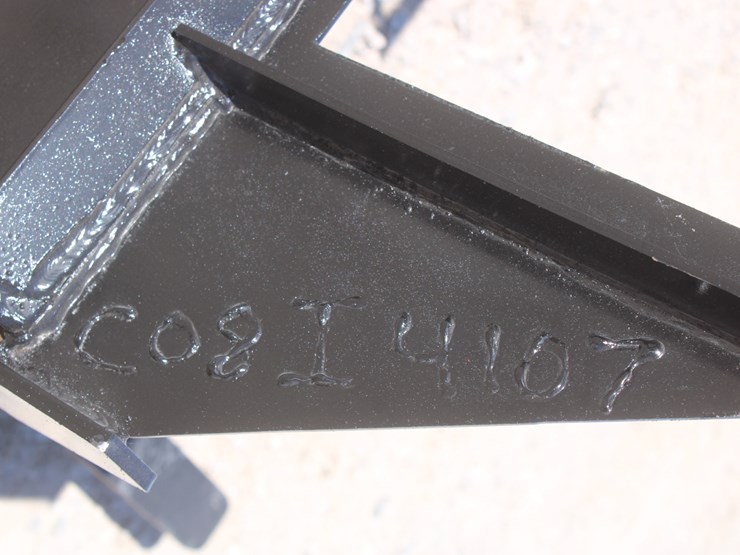 #4085-•-48-inch-skid-steer-quick-attach-frame-with-42-inch-pallet-forks-image-5