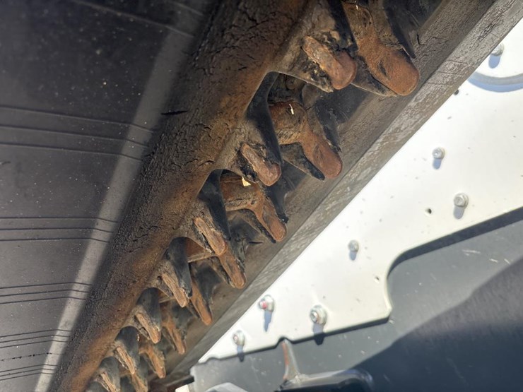 2022-bobcat-t870-image-52