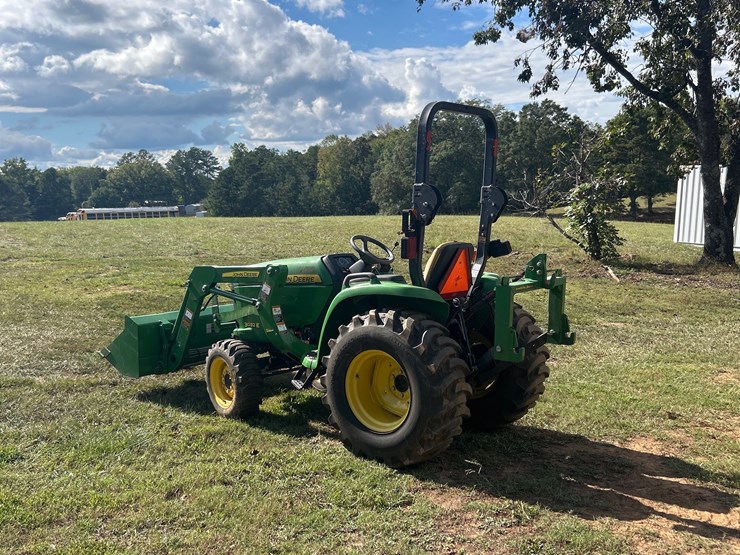 john-deere-3032e-image-3