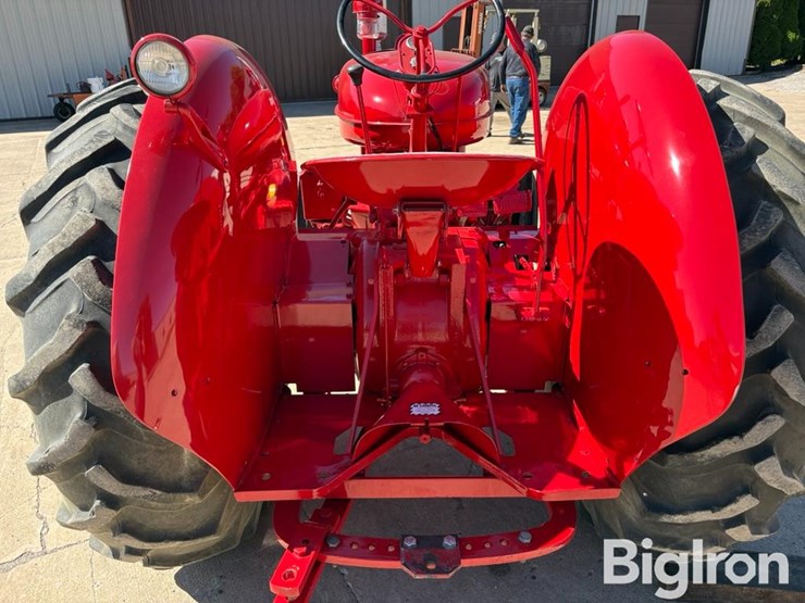 1950-international-w9-image-13