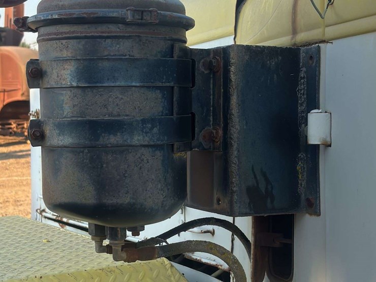 autocar-semi-image-19