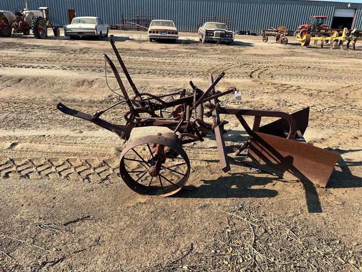 36”-v-plow-image-7