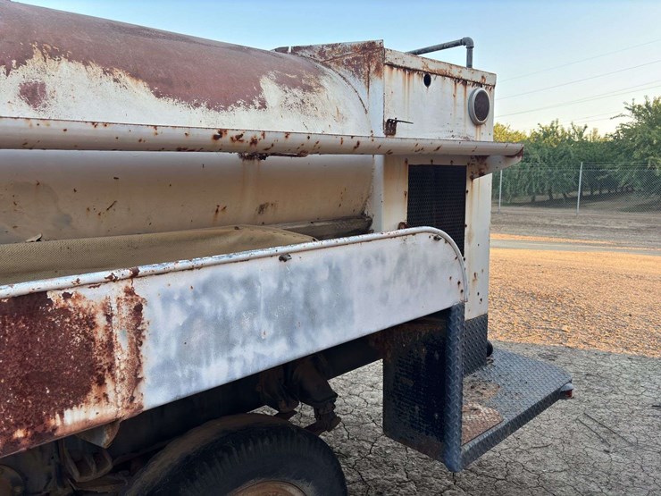 tender-truck-image-31