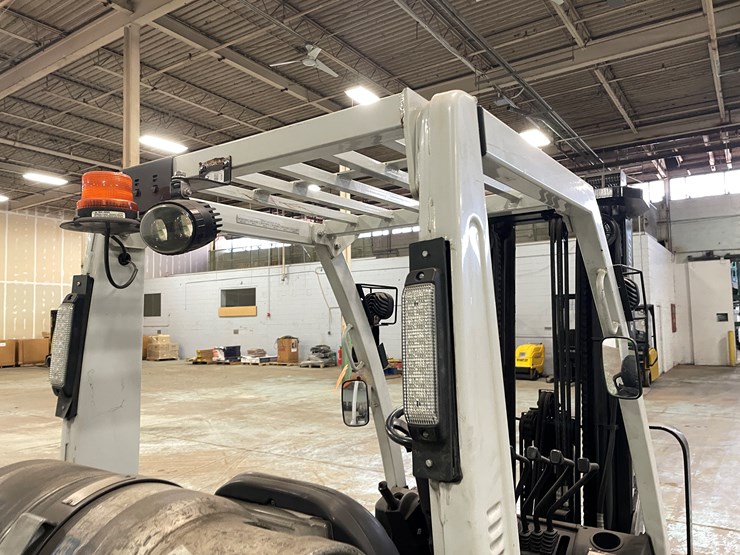 2017-unicarriers-cf60-image-37