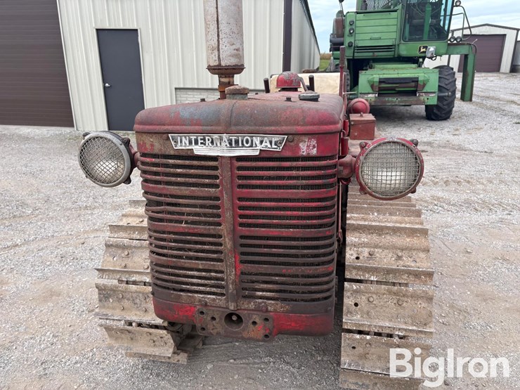 1947-international-td6-image-10