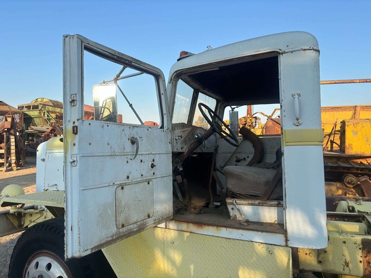 autocar-semi-image-22